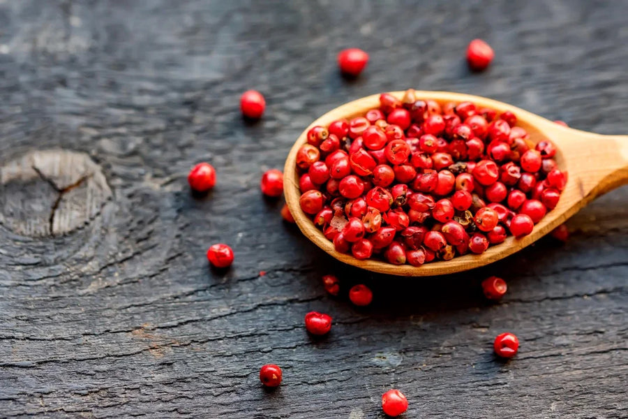 Pink Peppercorn — Sweet-pepper, Fruity-pink, Mild-warm